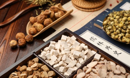 头疼吃中药调理多久能见效-头疼吃中药能治好吗-头痛吃中药一般吃几副见效,中国头痛吃中药好吗网站